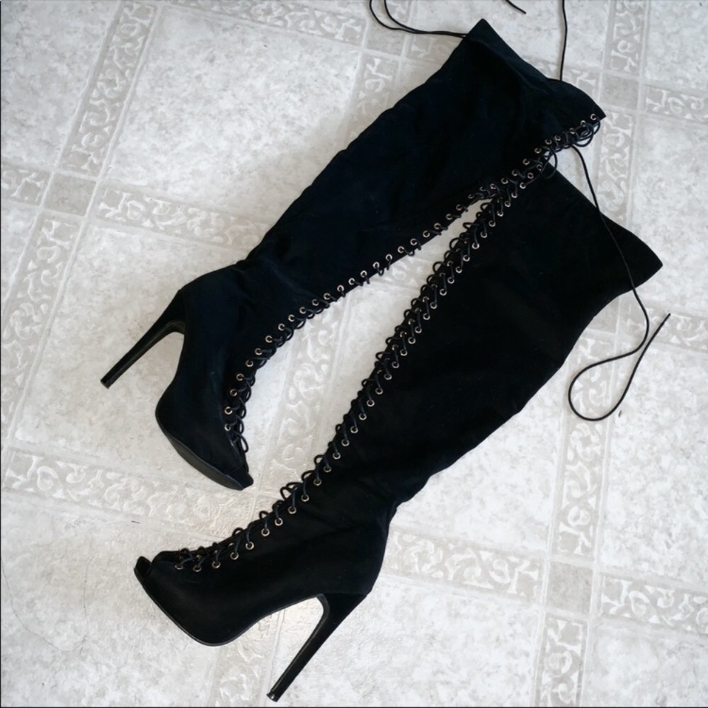Fashion nova boots